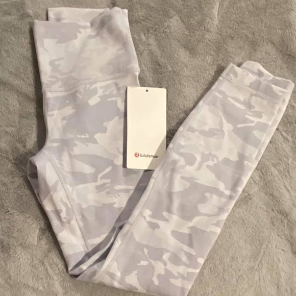 lululemon athletica Pants - NWT Lululemon Wunder Under 25” Leggings